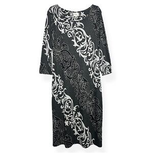 eci Stretchy Maxi Dress Quater Sleeve Gray Black and White Paisley Print